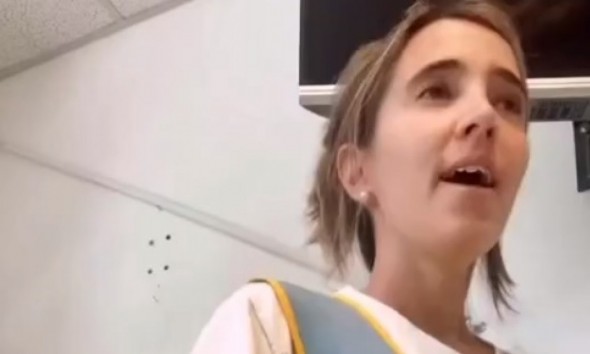 Imaginile care au făcut înconjurul lumii. Metoda ingenioasă folosită de o profesoară pentru a-i face pe elevi să asculte